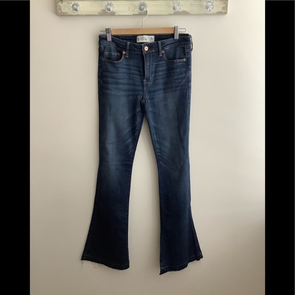 Abercrombie & Fitch Denim - NWT Abercrombie & Fitch Flared Jeans